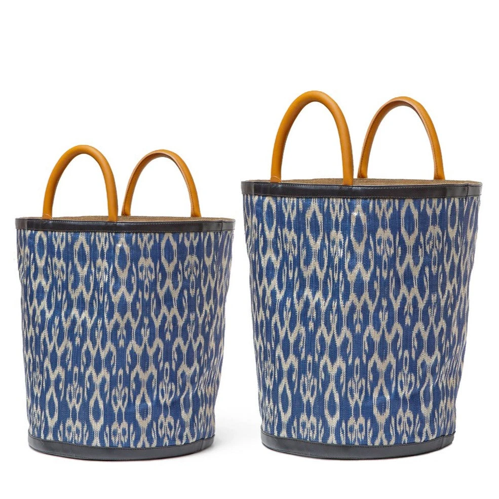 Made Goods New Arrivals Aubrie Bags Set Of 2 Blue And White 3 Made Goods New Arrivals Aubrie Bags Set Of 2 Blue And White