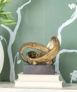 Bungalow 5 Demi Statue Gold