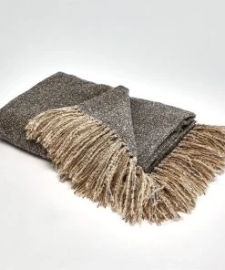 Global Views New Arrivals Manta Throw Light Grey